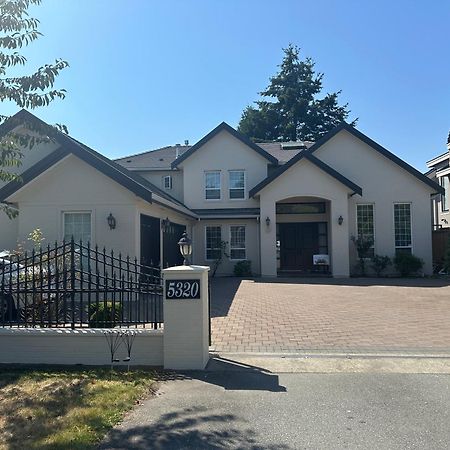 Vancouver Luxury Homestay Richmond Zewnętrze zdjęcie