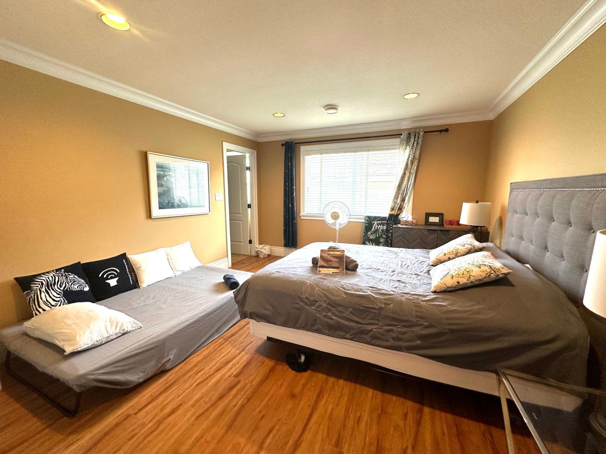 Vancouver Luxury Homestay Richmond Zewnętrze zdjęcie